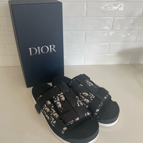 Dior Alpha Sandas - Picture 1 of 5